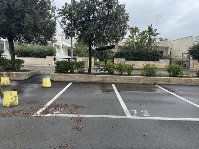 Posti auto in vendita