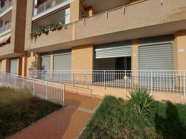 #24333 Negozio al grezzo con corte esclusiva e cantina  (sub 4) in vendita - foto 11
