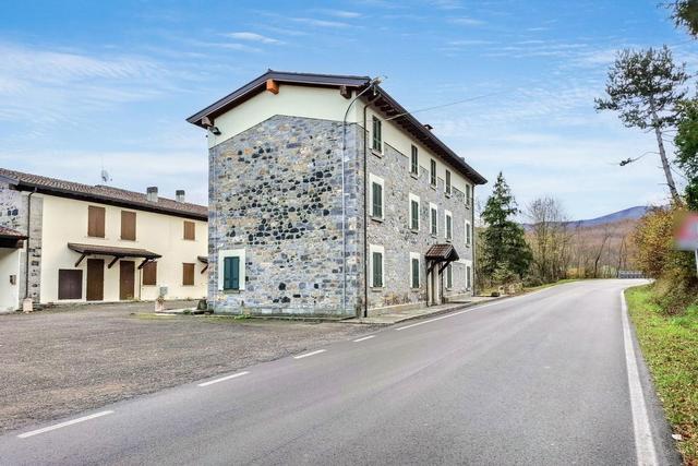 Palazzi in vendita