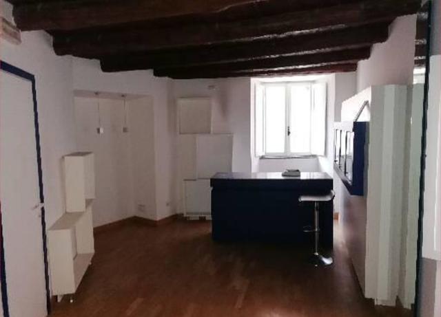 #2520001 Locale Commerciale in zona centrale in vendita - foto 1