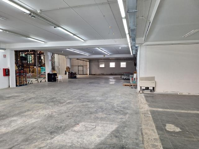 Stabilimenti produttivi in vendita