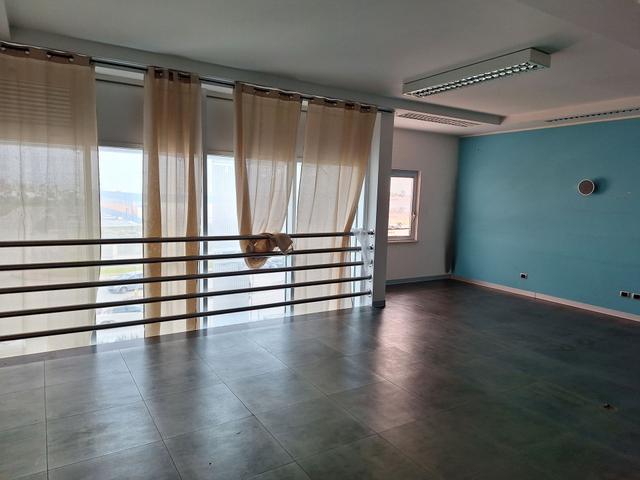 Stabilimenti produttivi in vendita