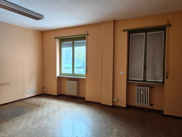 #2638543 Uffici al primo piano con pertinenze in vendita - foto 4