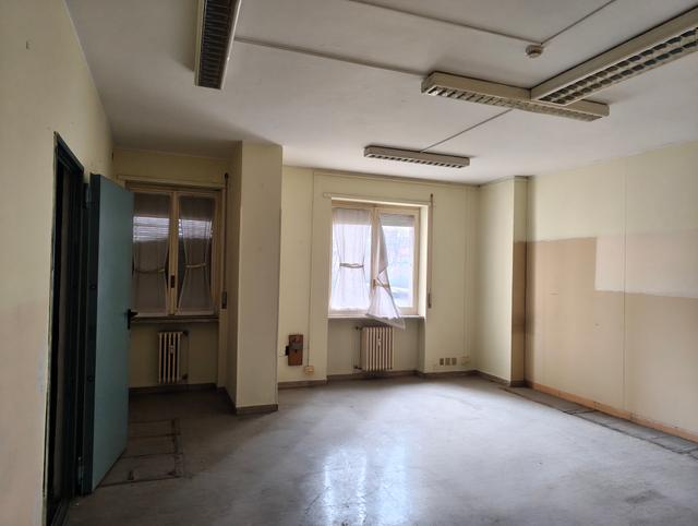 #2638543 Uffici al primo piano con pertinenze in vendita - foto 7