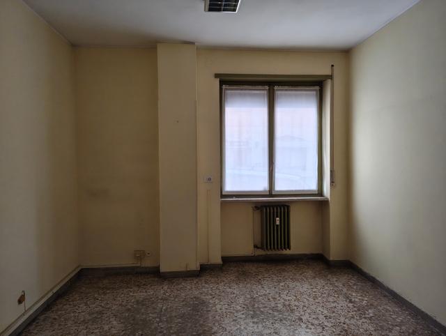 #2638543 Uffici al primo piano con pertinenze in vendita - foto 13