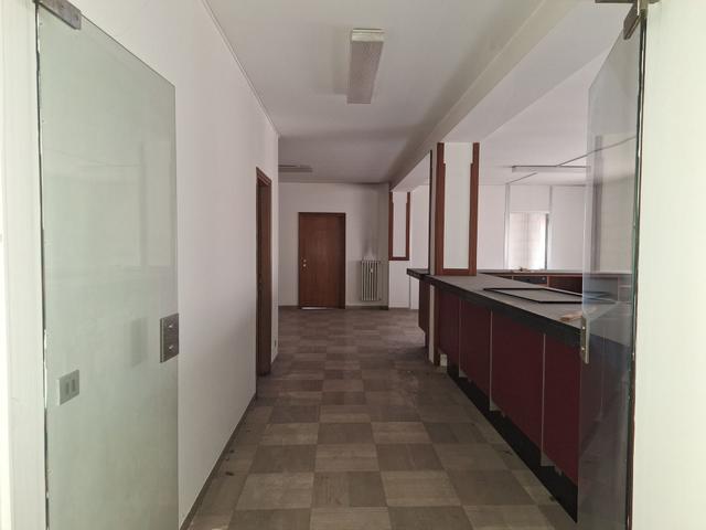 #2638541 Uffici al piano secondo con cantina di pertinenza in vendita - foto 8