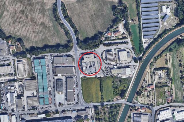 #12469 Due uffici in complesso commerciale con posto auto in vendita - foto 4