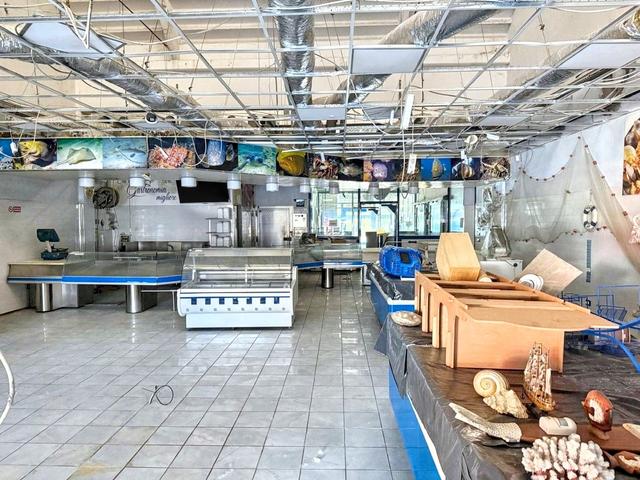 #2536547 Laboratorio adibito a pescheria con attrezzature in vendita - foto 12
