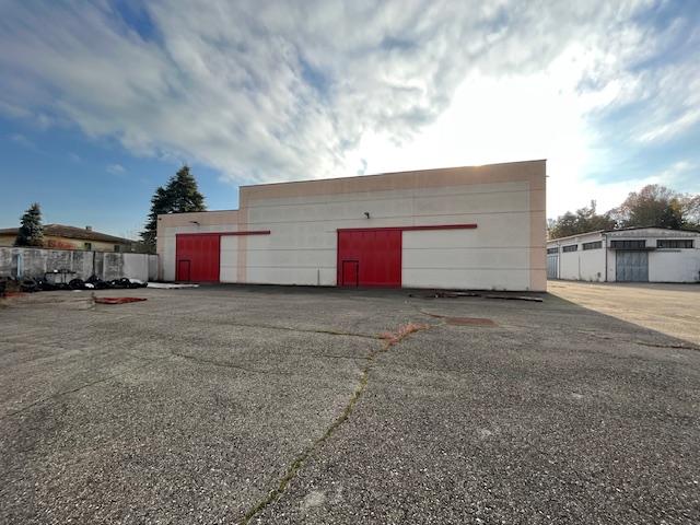 Stabilimenti produttivi in vendita