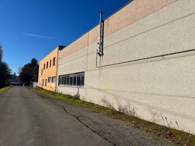 Stabilimenti produttivi in vendita