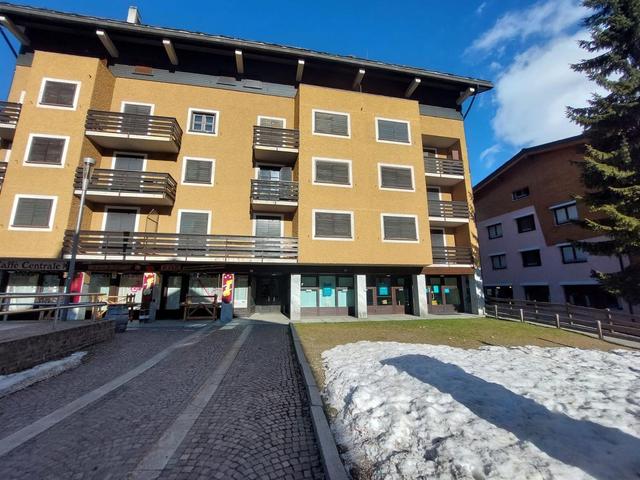 Negozi in vendita