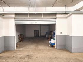 Garage in vendita