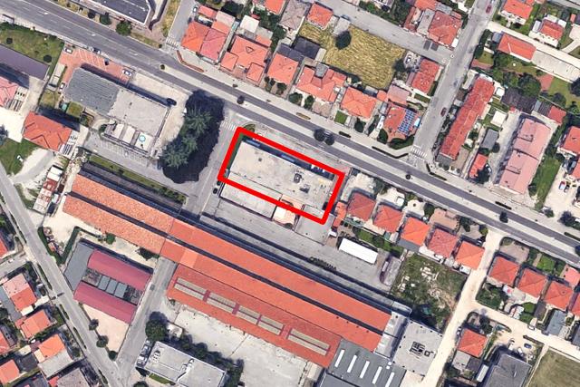 #2537065 Edificio commerciale e azienda di tessuti in vendita - foto 16
