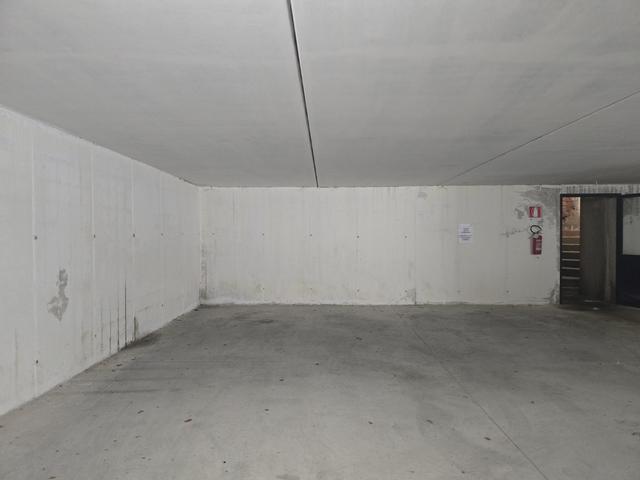 Posti auto in vendita