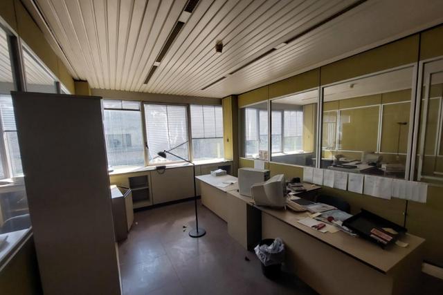 #25736 Edificio direzionale con uffici, mensa e cortile in vendita - foto 11