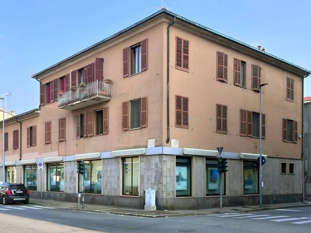 #2529008 Locale commerciale in Vendita _ NOVARA in vendita - foto 2