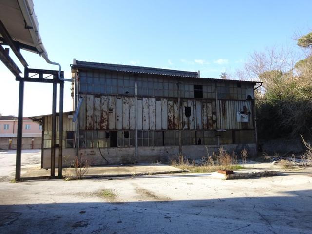 #9068 Complesso industriale con Piano di recupero in vendita - foto 18