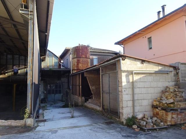 #9068 Complesso industriale con Piano di recupero in vendita - foto 15