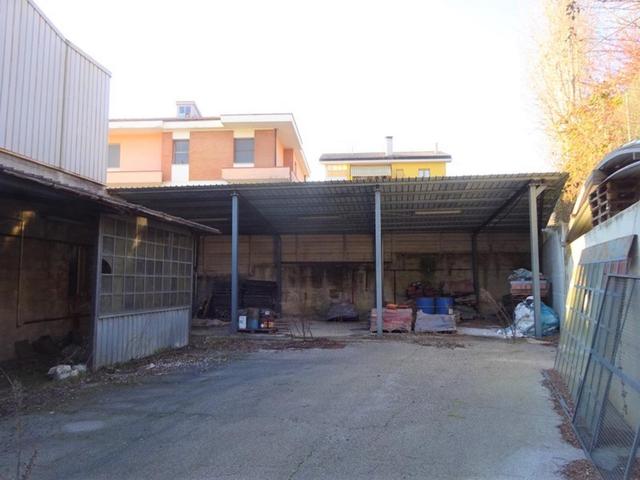#9068 Complesso industriale con Piano di recupero in vendita - foto 8
