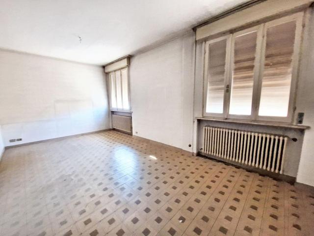 #23005 Fabbricato con unità direzionali, commerciali e residenziali in vendita - foto 5