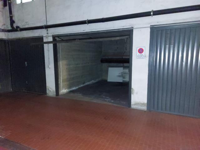 Garage in vendita