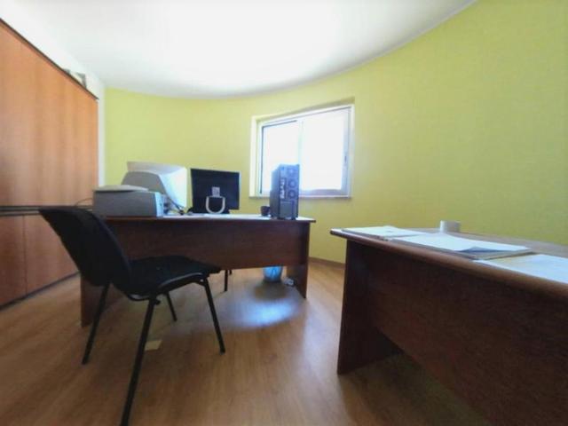 #8668 Ufficio con deposito in complesso direzionale (sub 18, 20) in vendita - foto 11
