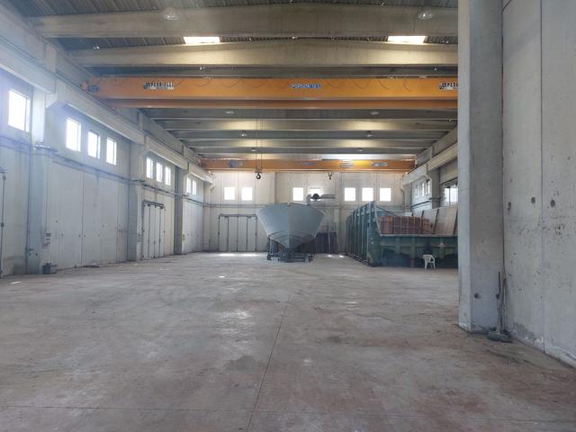 Stabilimenti produttivi in vendita