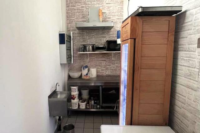 #2638601 Area di rifornimento con negozio e lavaggio in vendita - foto 4
