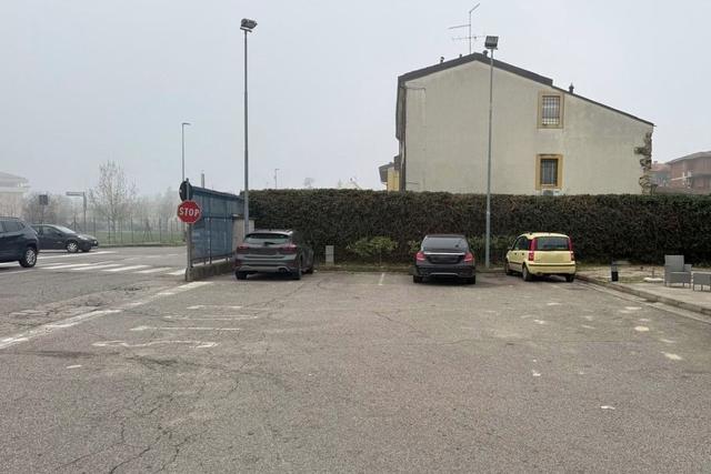 #2638601 Area di rifornimento con negozio e lavaggio in vendita - foto 15