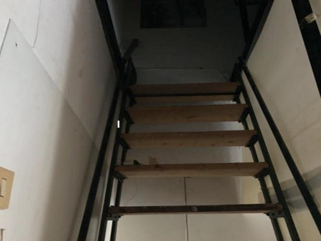 Magazzini in vendita