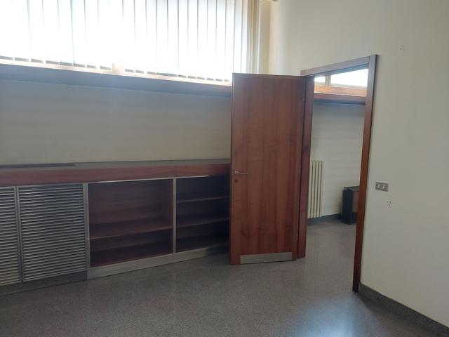#2528000 Locale commerciale in Vendita _ CASTELLETTO SOPRA TICINO in vendita - foto 11