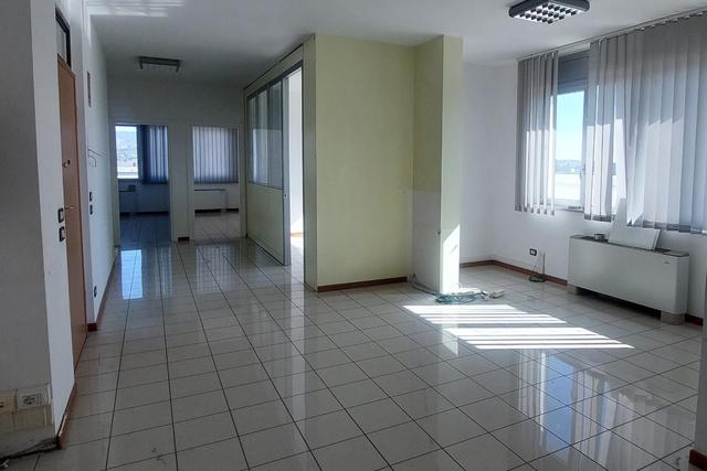 Studi privati in vendita
