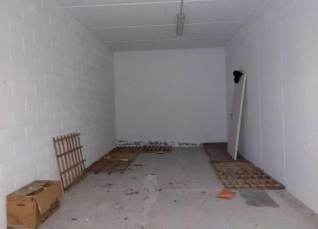 Garage in vendita
