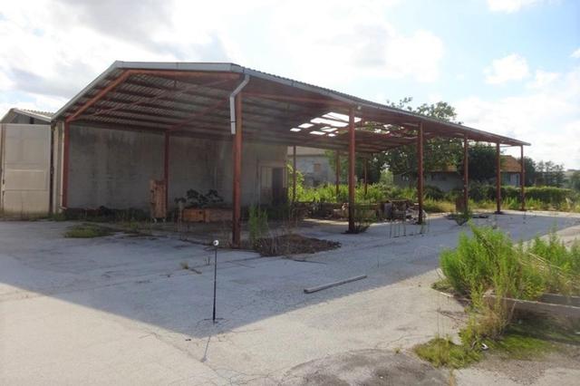 #8392 Complesso industriale in zona produttiva in vendita - foto 4