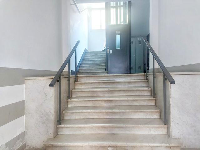 #2536108 Ufficio al piano primo in edificio residenziale in vendita - foto 11