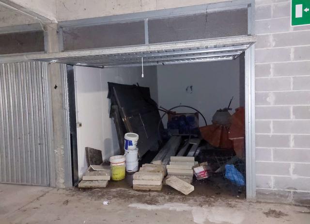 Garage in vendita