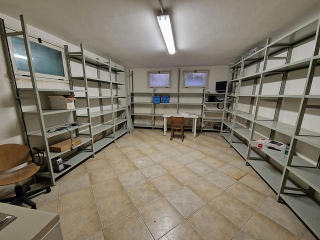 Bancari in vendita