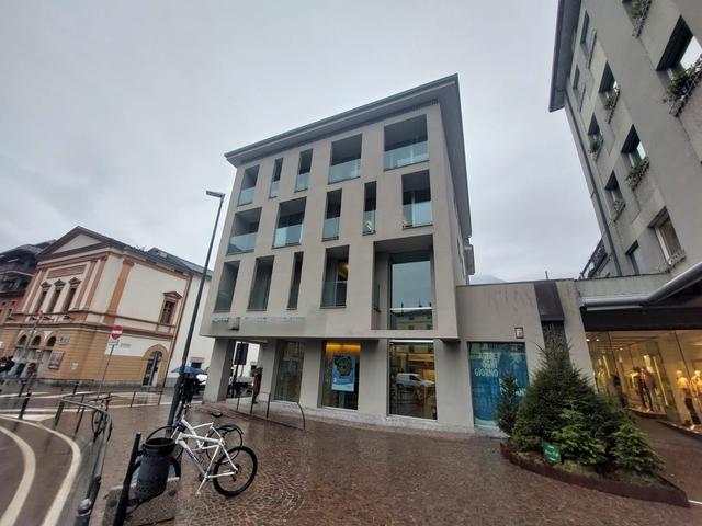 #2537939 Ufficio al grezzo in palazzo moderno in vendita - foto 1