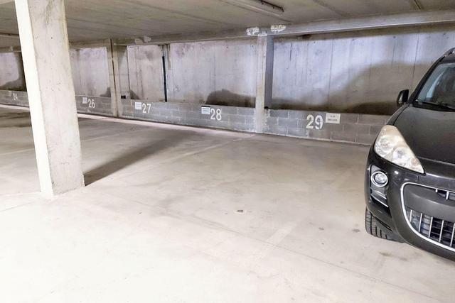 Posti auto in vendita