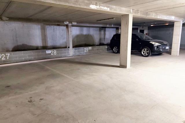 Posti auto in vendita