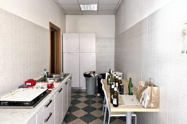 #23919 Ufficio in zona artigianale con parcheggio in vendita - foto 8