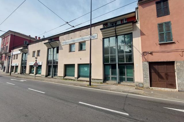 Grandi dimensioni in vendita