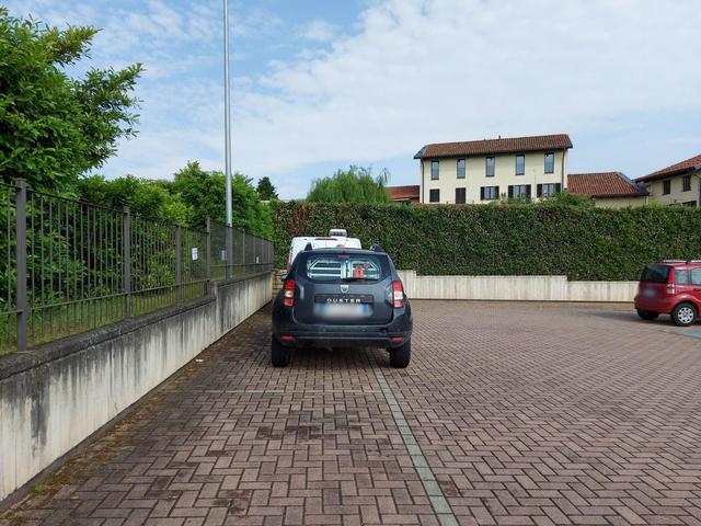 Posti auto in vendita