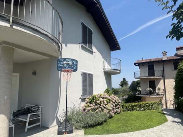 Villette a schiera in vendita