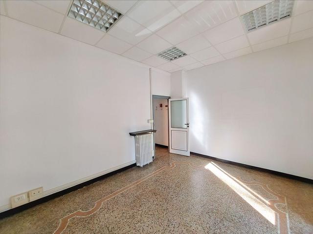 #20152 Ufficio al piano primo in palazzo signorile in vendita - foto 2