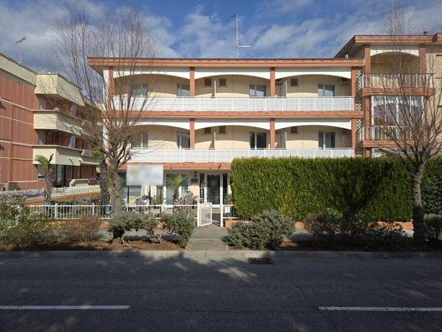 #25771 Hotel di tre piani vista mare in vendita - foto 24