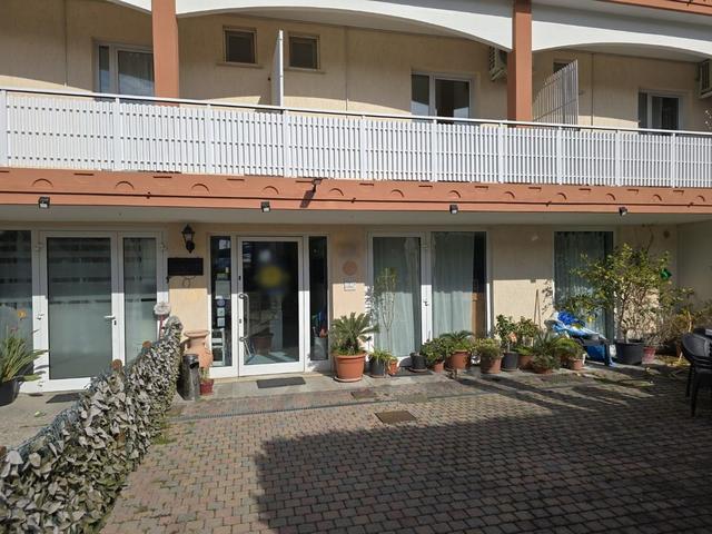 #25771 Hotel di tre piani vista mare in vendita - foto 22
