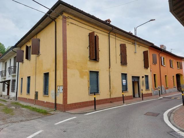 Negozi in vendita