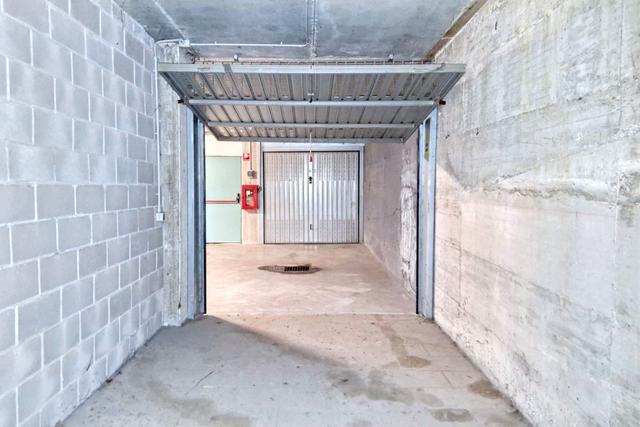 Garage in vendita
