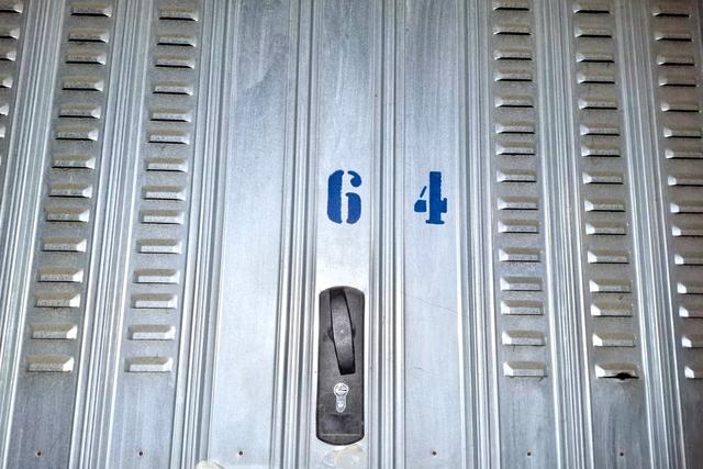 Garage in vendita